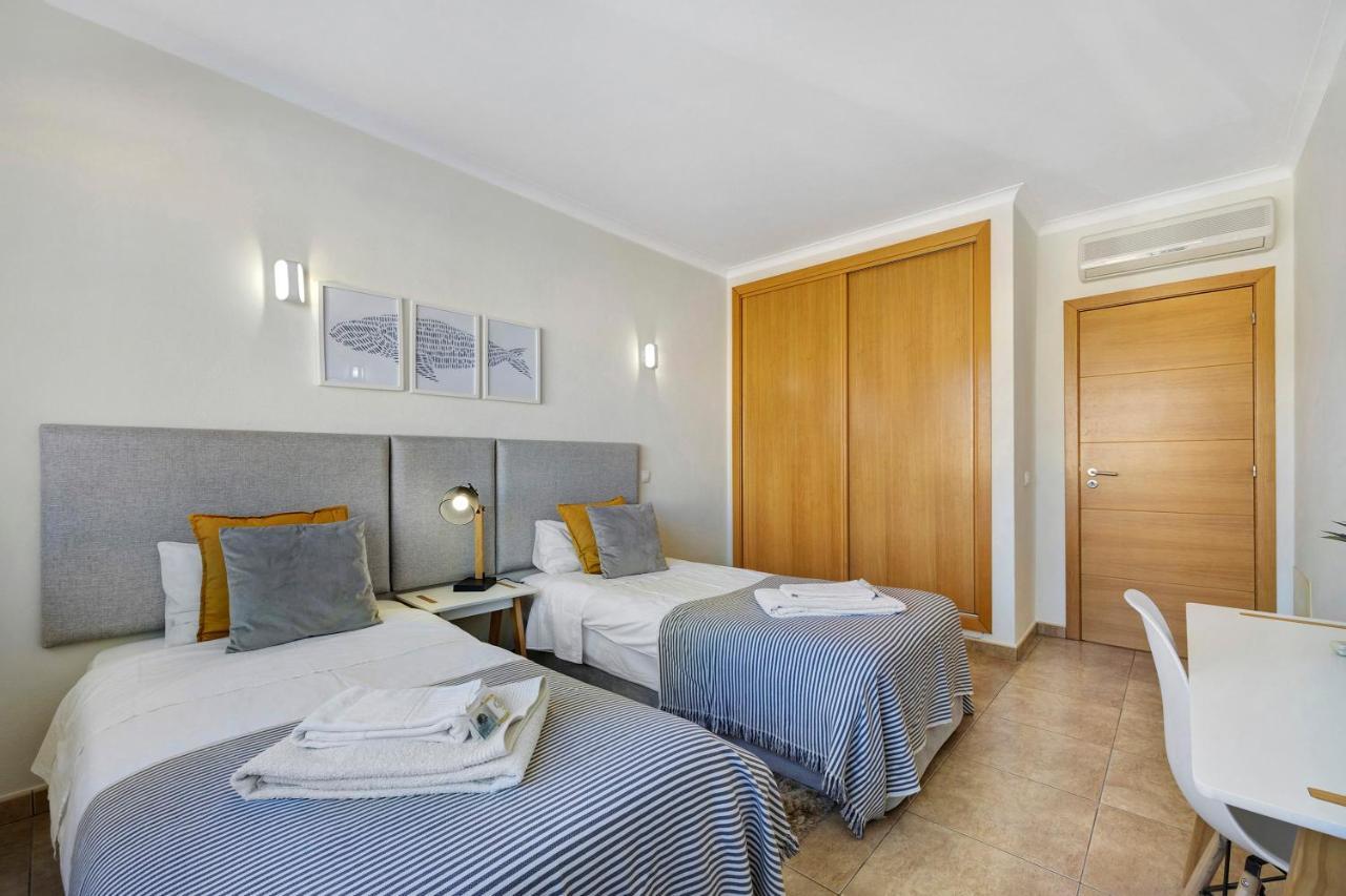 Lagos Beach Pool Villa Bagian luar foto